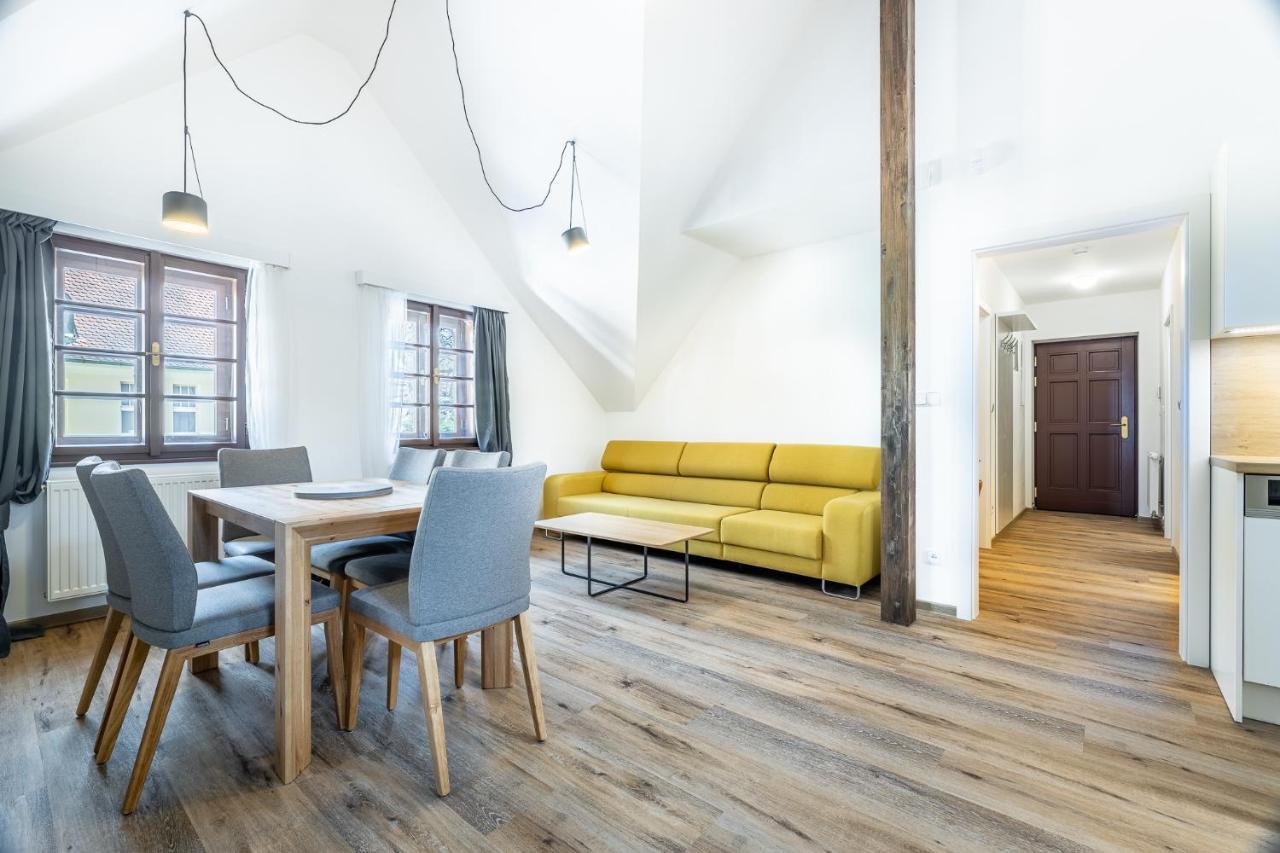 Residence Wurmfeld - Rodinny Apartman S 3 Loznicemi Czeski Krumlow Zewnętrze zdjęcie
